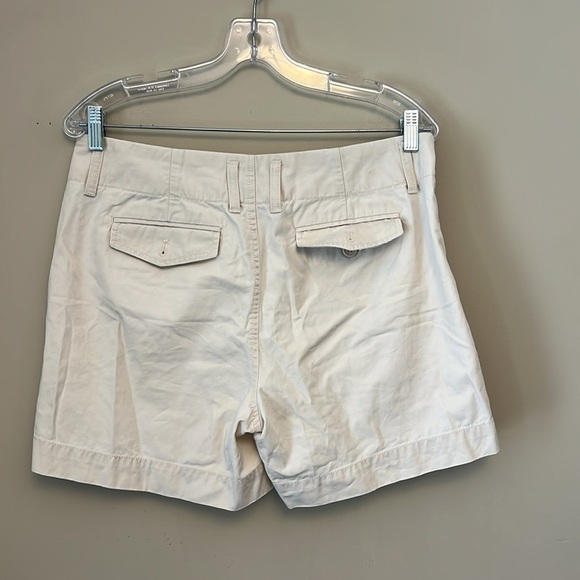Gap Women's Cream Shorts size 10 - Picture 2 of 8